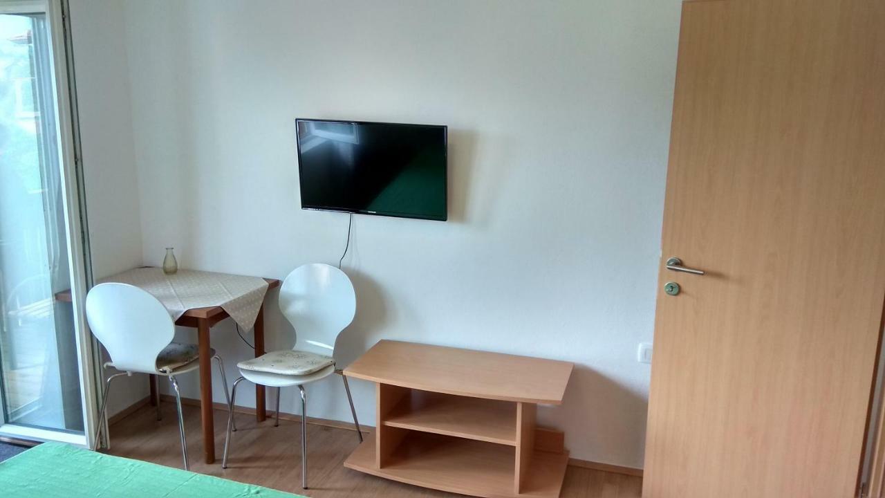 Apartmaji Suhorje エクステリア 写真